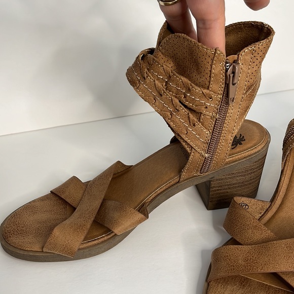 Jellypop Women’s Selia Sandal Ankle Zip Buckle Block Heel Open Toe Boho Sz 6,5 M - Picture 3 of 9